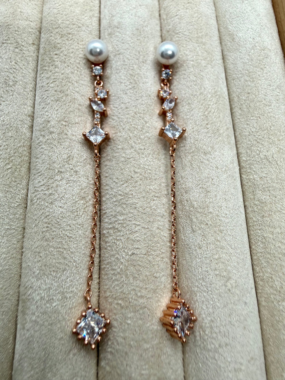 Snow Pearl Drop Earrings - Rose Gold