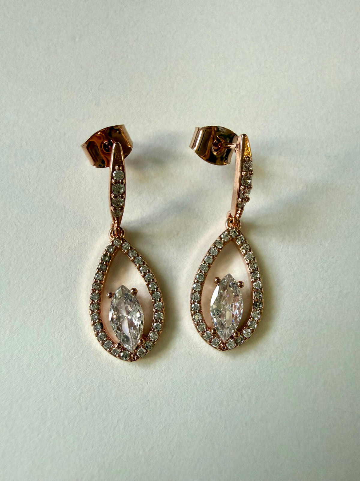 Teardrop Drop Earrings – Rose Gold