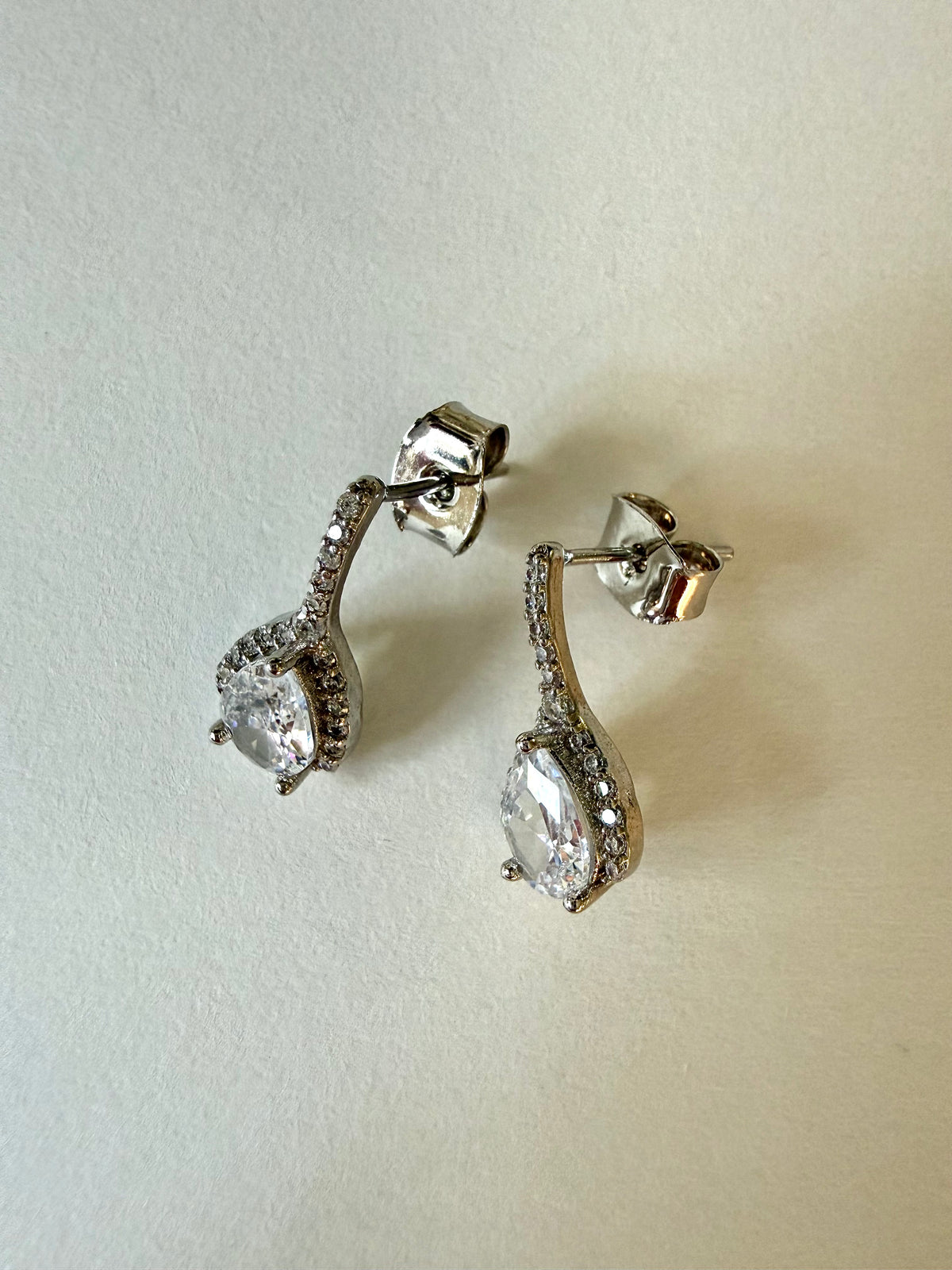 Sparkling Teardrop Earrings – Silver