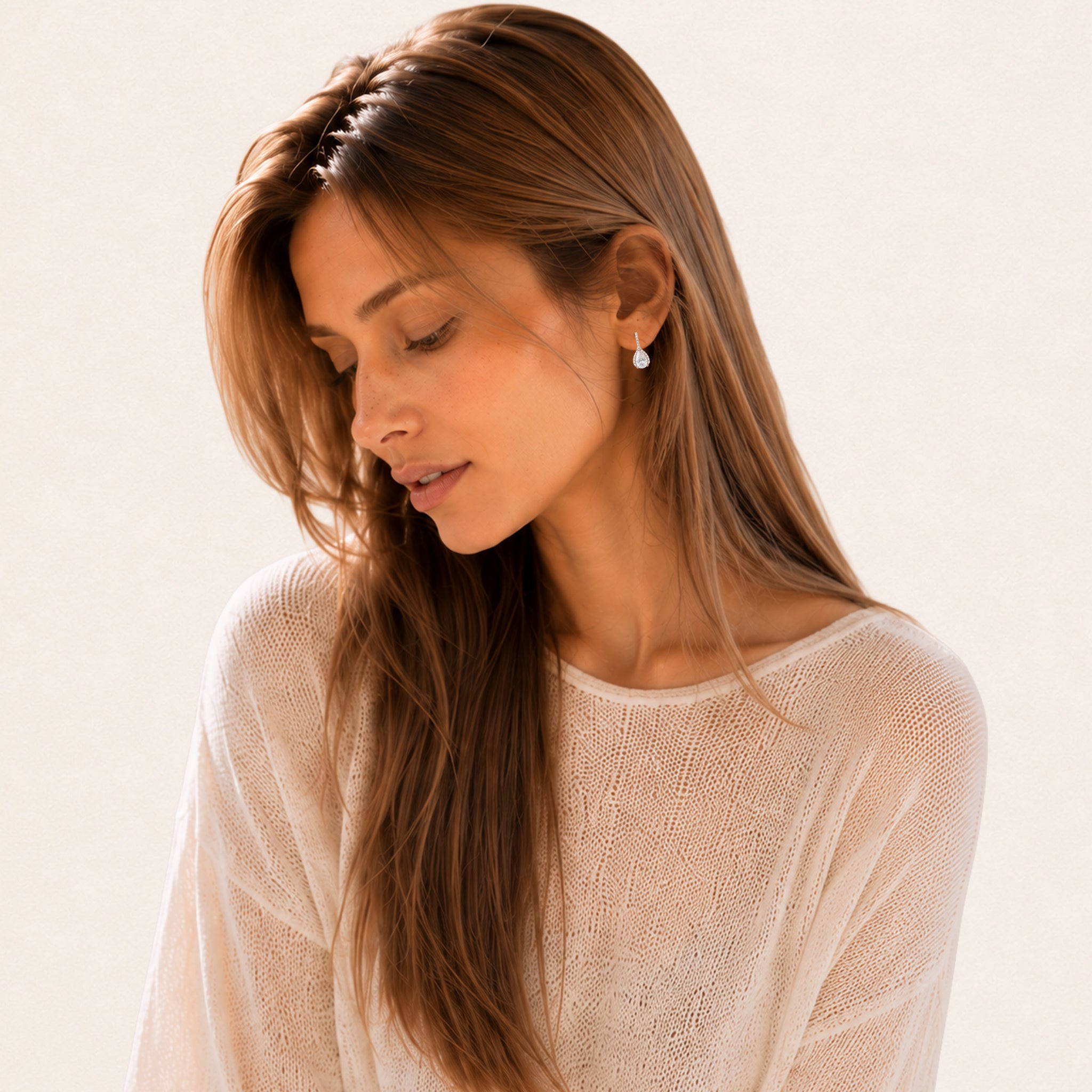 Elara Teardrop Earrings