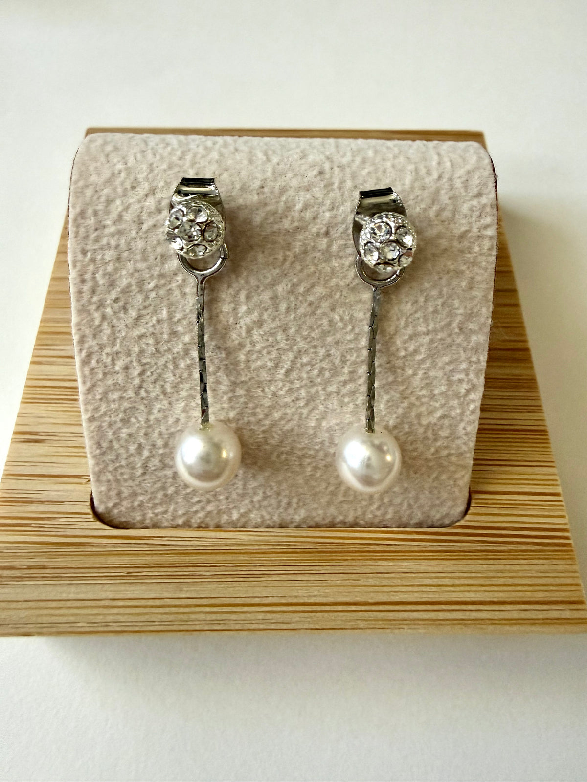 Luna Pearl Drop Earrings - Silver