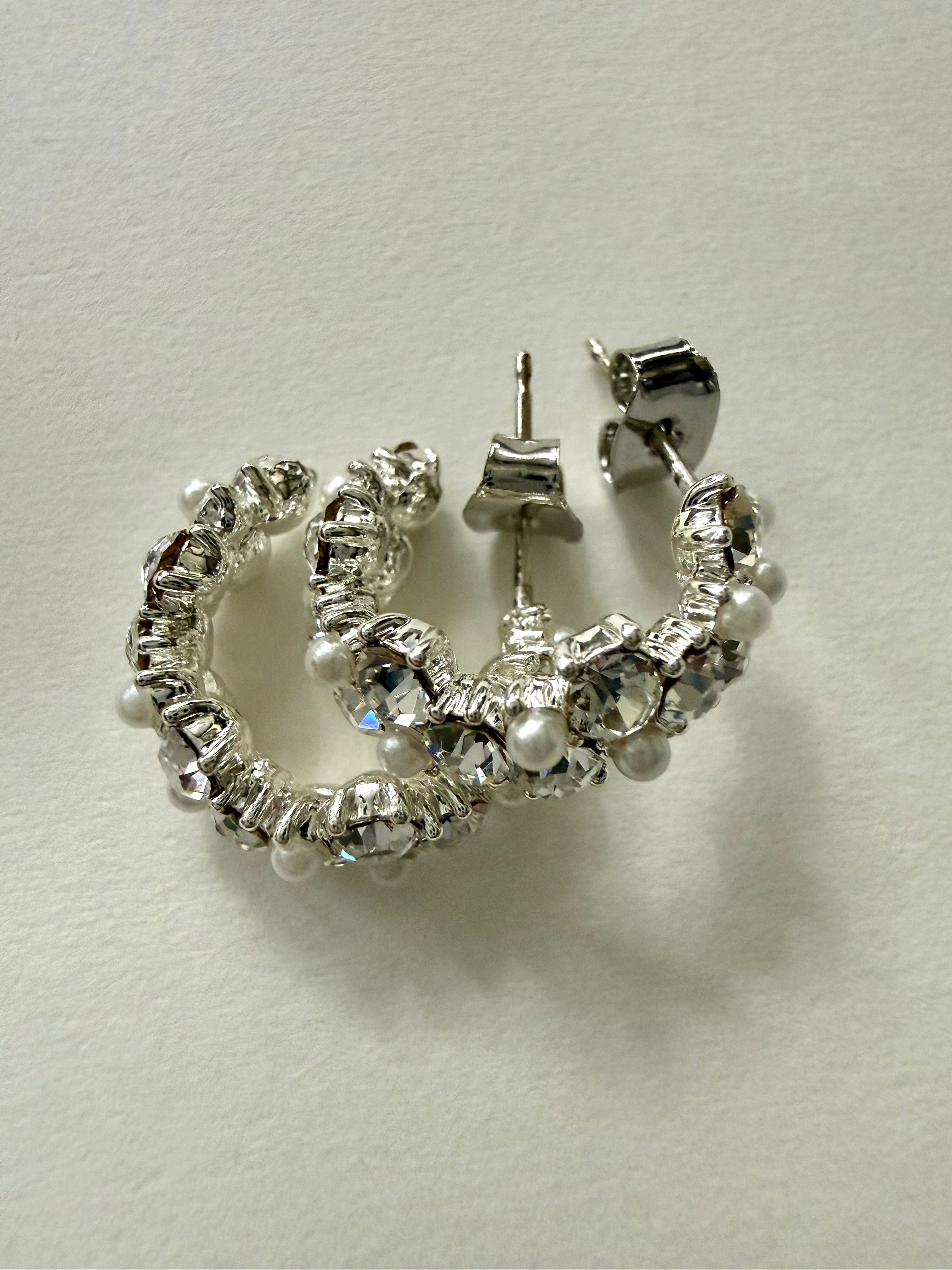 Pearl Blossom Hoops - Silver