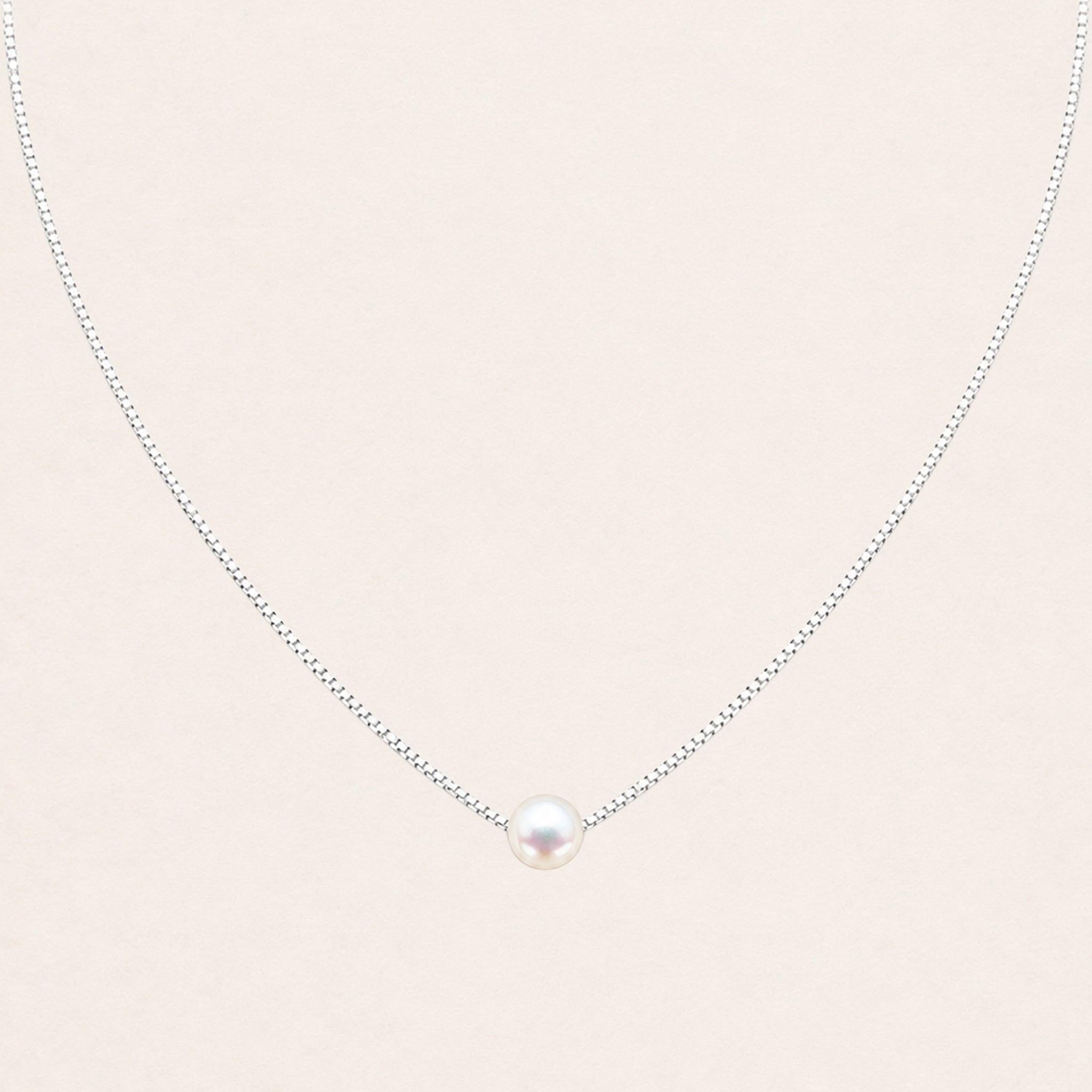 Luna Pearl Necklace