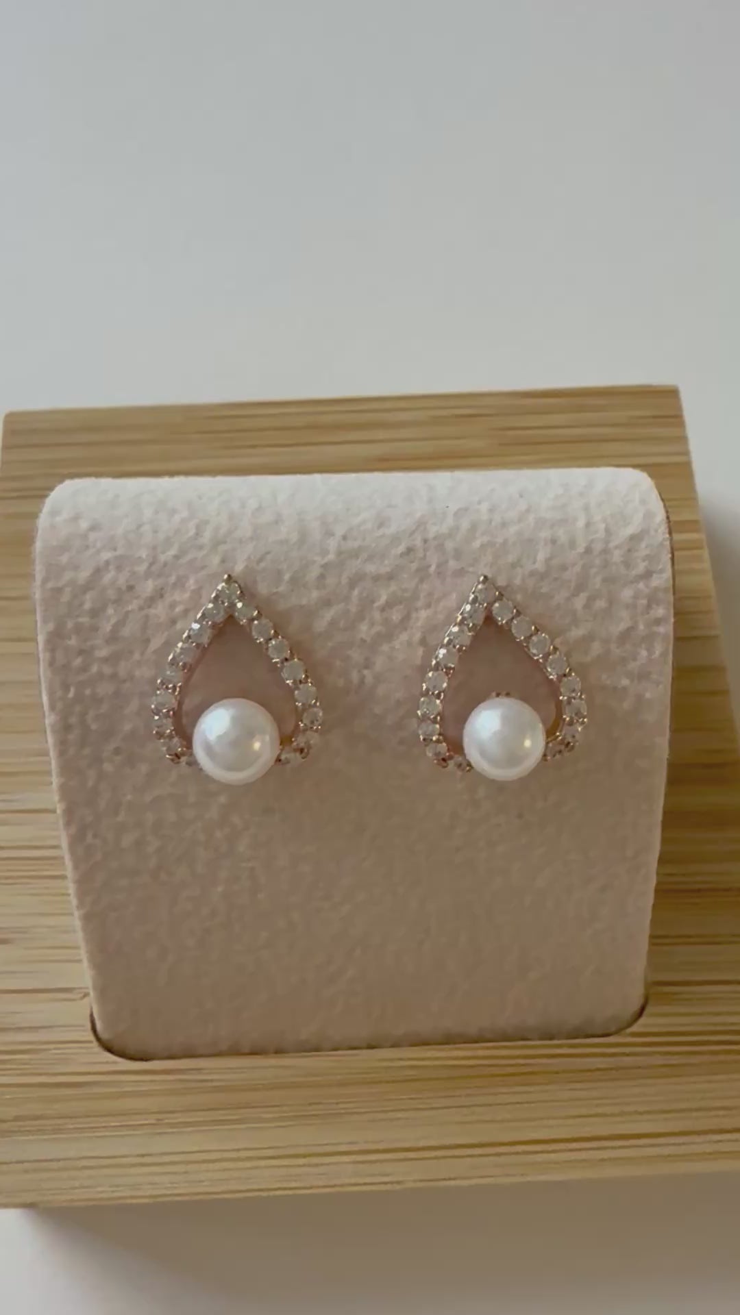 Pearl Teardrop Earrings – Rose Gold