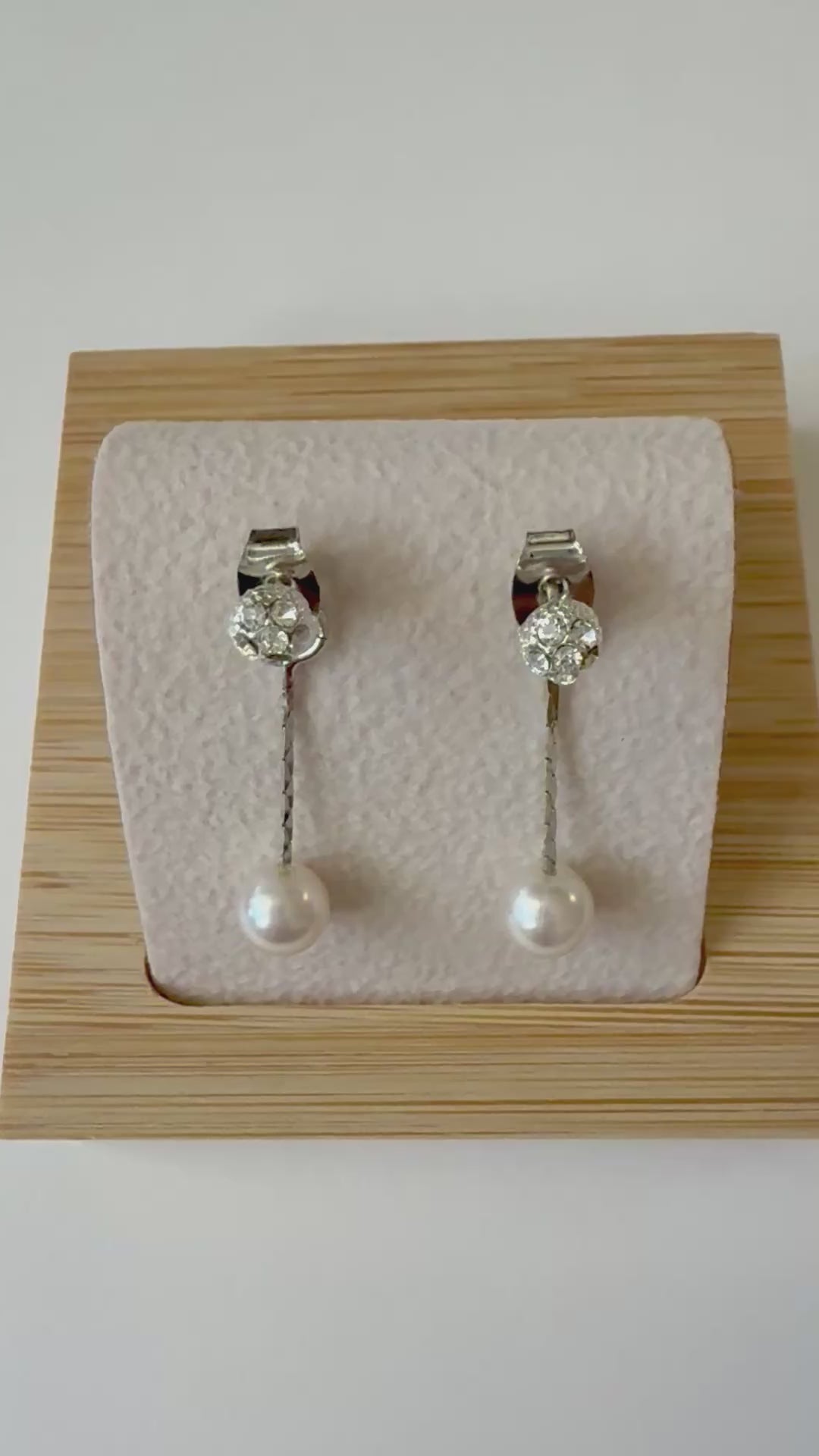 Sparkling Pearl Earrings – Silver